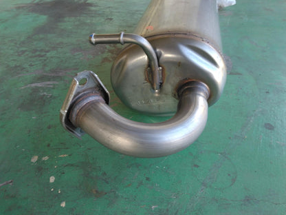 マフラー　スズキ　77R-M01　純正　ジムニー　3BA-JB64Wで使用　（中古）