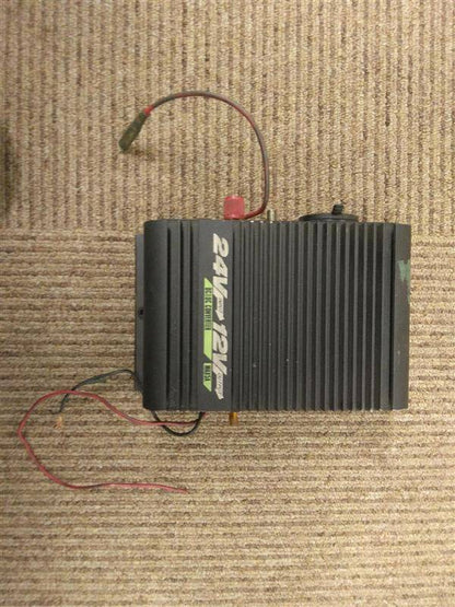 DC/DCコンバーター　セルスター工業　（中古）