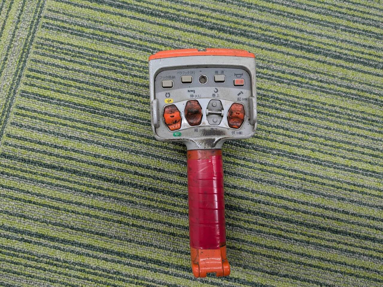 ラジコン　送信機のみ　UNIC　RC-100T（中古）