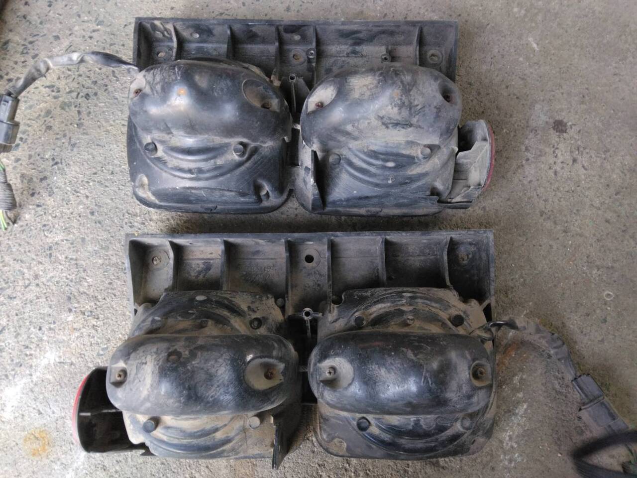 テールランプ　1セット　KC-FK619G　で使用（中古）
