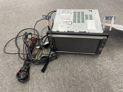 ナビ　NVA  HD73110ｗ（中古）