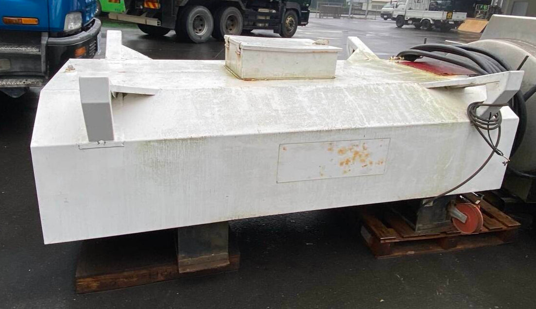 タンク　コンテナローリー タンクローリー　福地　容量:1850L　【購入前確認可】（中古）