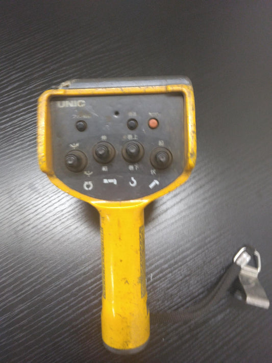 ラジコン　送信機　ユニック　型式不明（中古）