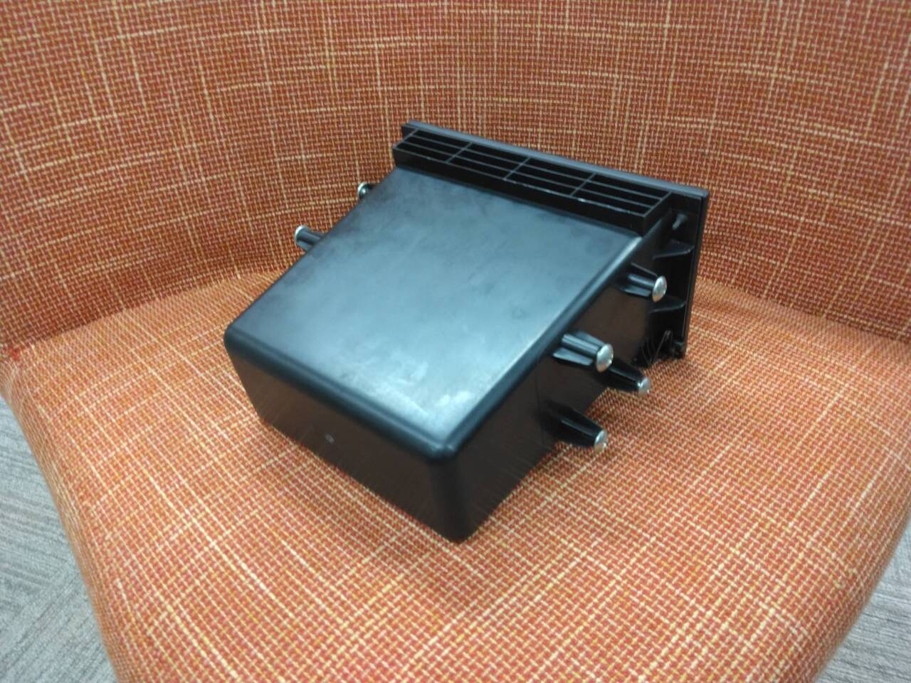 インパネ収納　（中古）