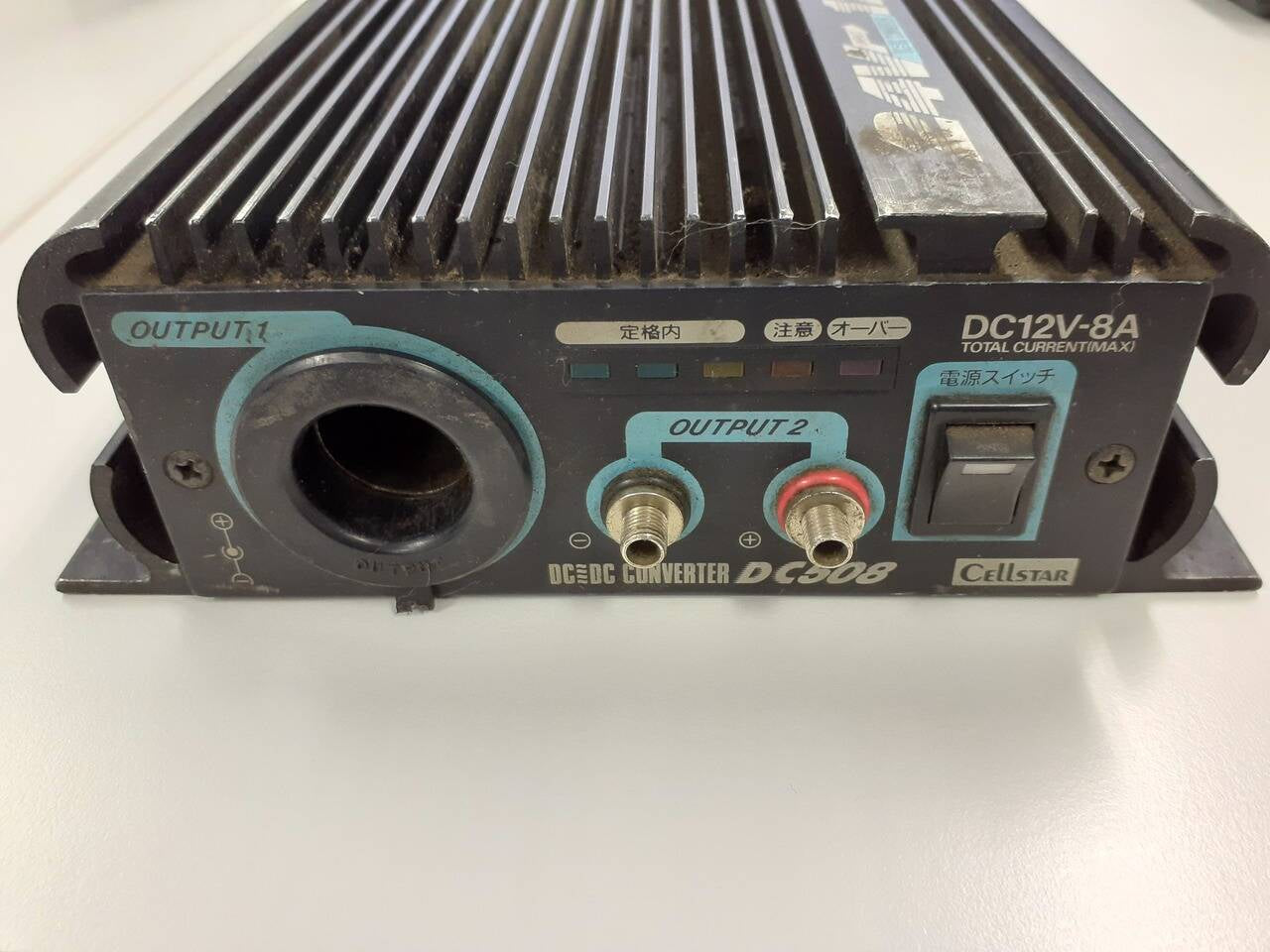 DCコンバーター　セルスター工業  DC508 (中古)