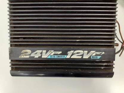 DCコンバーター　セルスター工業  DC508 (中古)