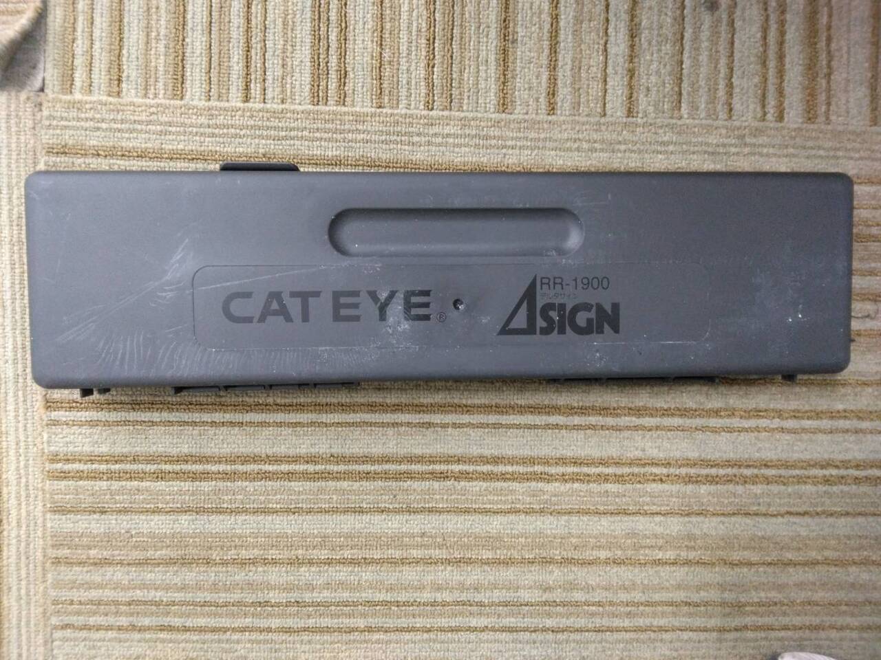 三角版　ケースあり（中古）
