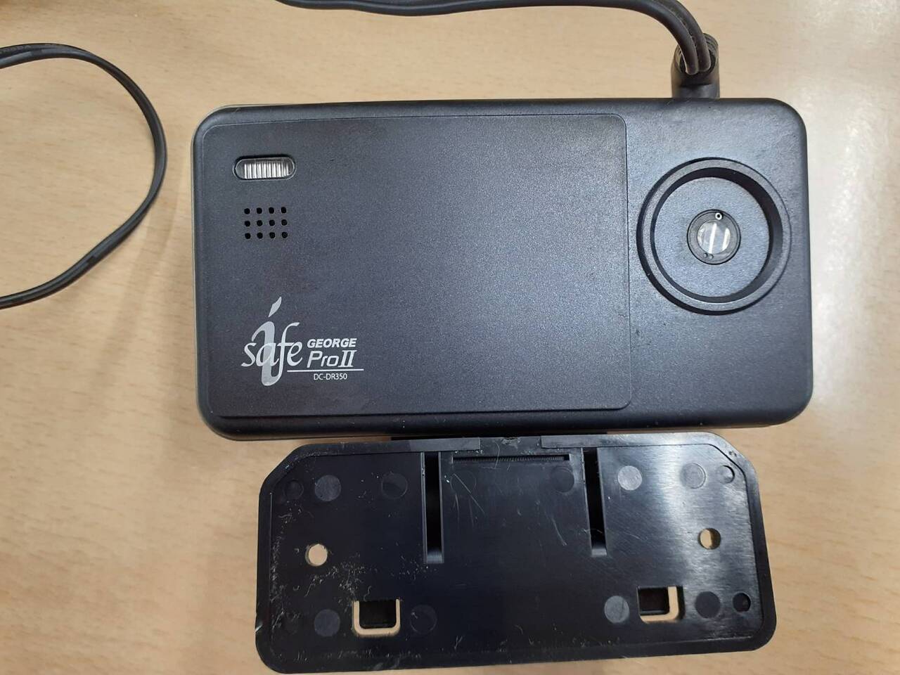 ドラレコ　コムテック　DCーDR350　 (中古)