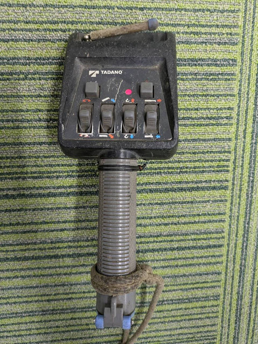 ラジコン　 送信機のみ  RCS-250 TADANO（中古）