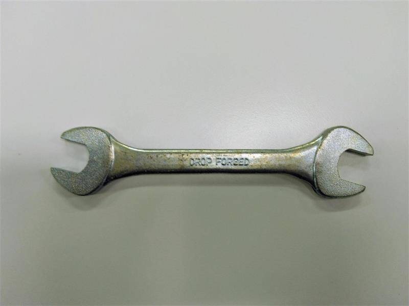 スパナレンチ  16-18（中古）