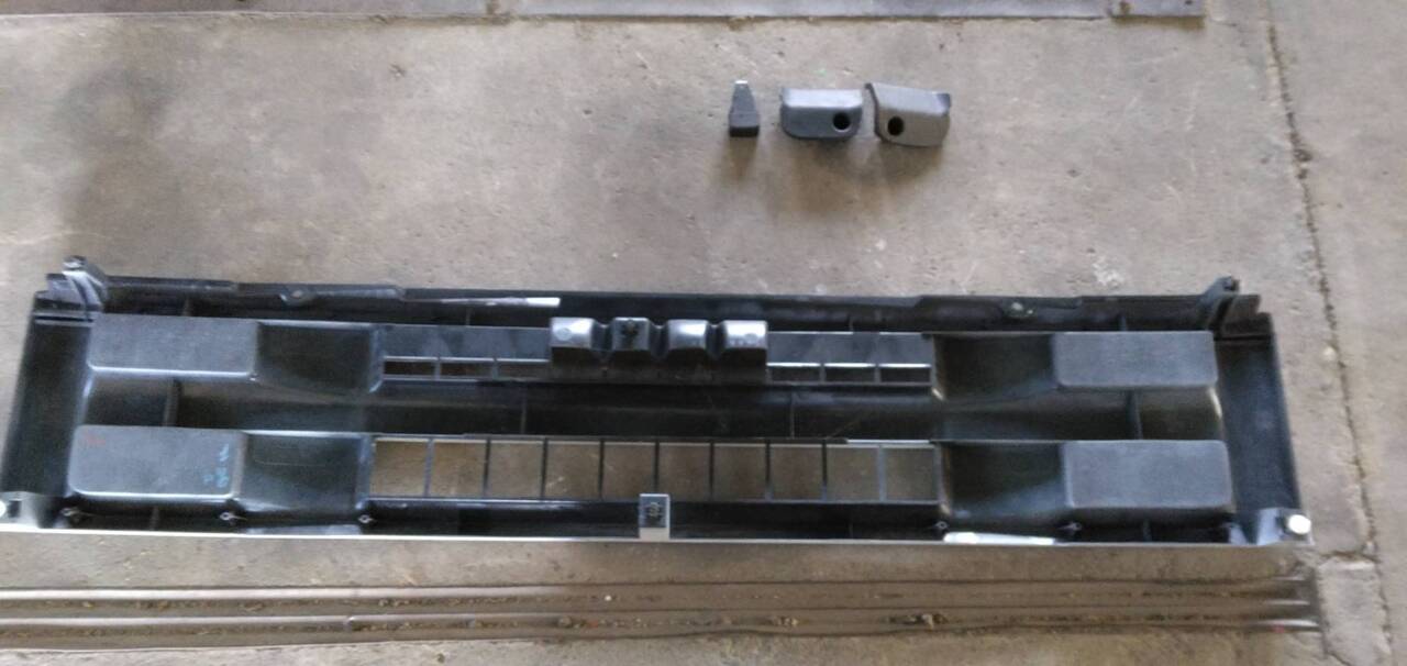 バンパー　　（中古）
