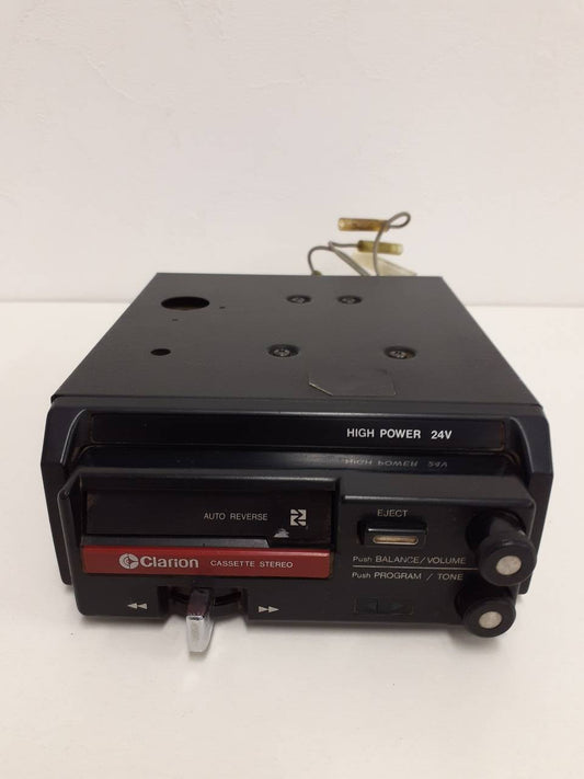 カーステレオ　Clarion　PA-830A (中古)