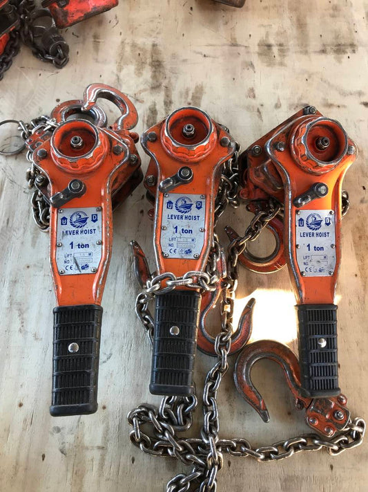 レバーホイスト　3本セット　　1トン  1,5M（中古）
