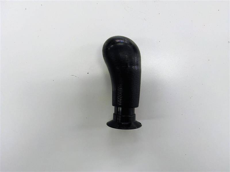 シフトノブ　MT7速　（中古）