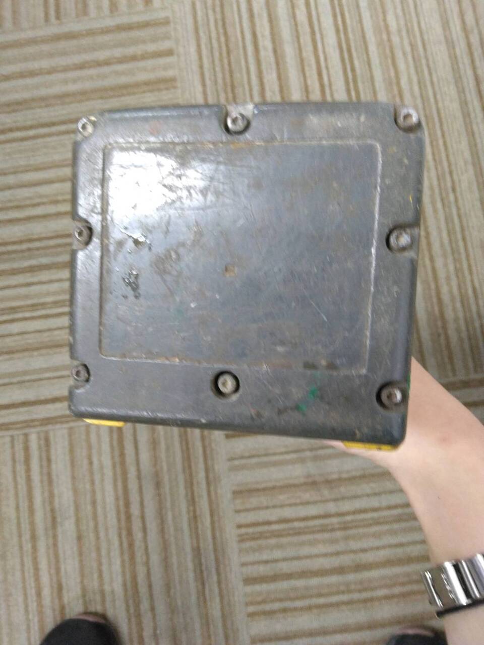 ラジコン　送信機のみ 　UNIC  【通電確認済み】　古河URV374で使用（中古）