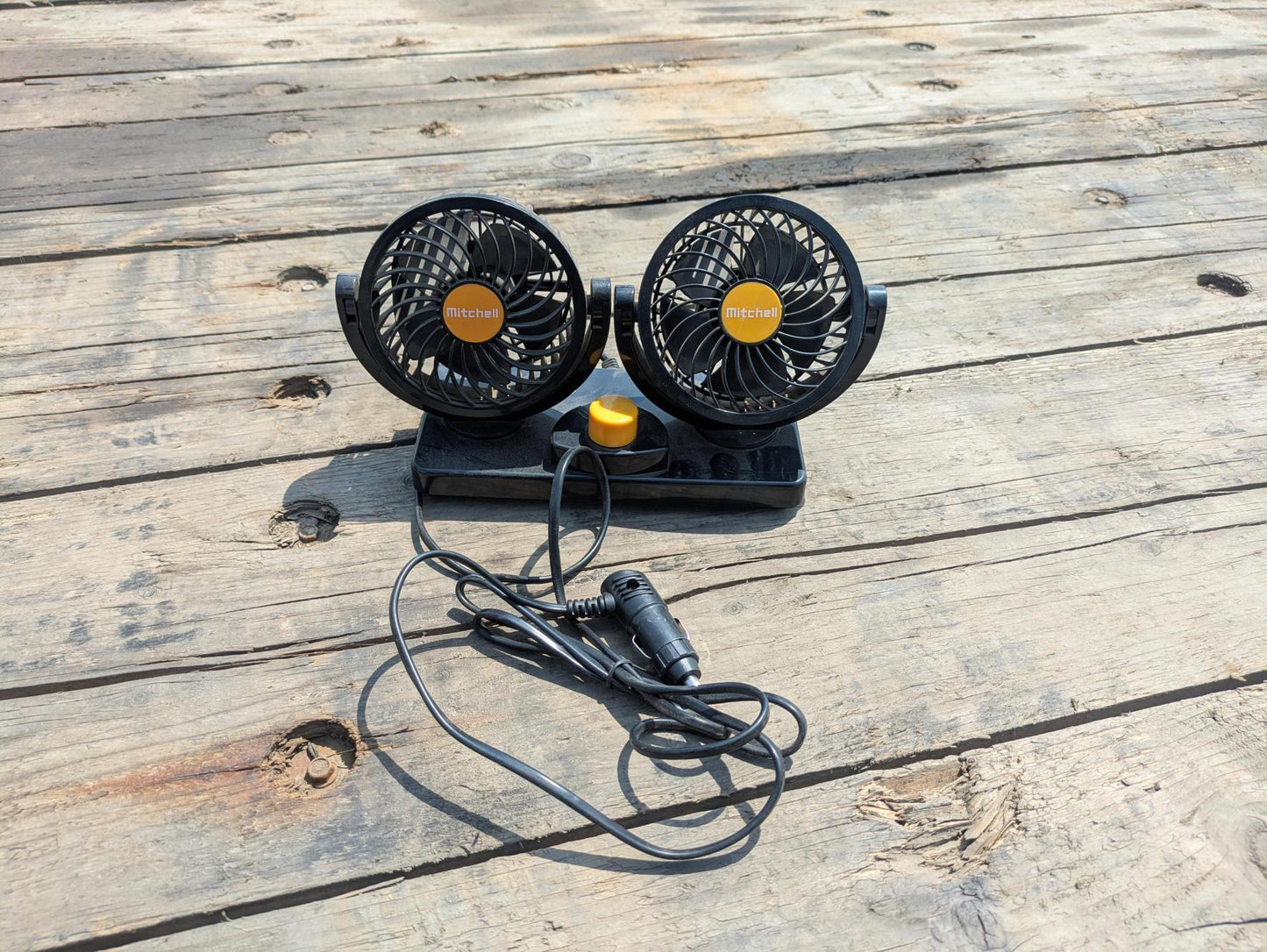 扇風機　シガーソケット式　24V 速度（中古）