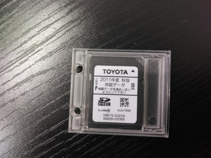 取扱説明書 　トヨタ　純正SDナビ　DVD,SDカード付 (中古)