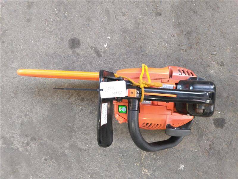 共立　チェンソー　CSE2700T　（中古）