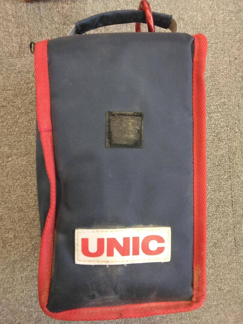 ラジコン　送信機のみ　UNIC　RC-500FA  バッグ付き 【通電確認済み】　（中古）