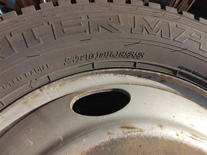（棚卸まとめ売り）スタッドレスタイヤ　6本　DUNLOP 195/85R16（中古）