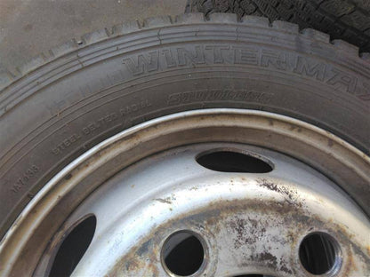 （棚卸まとめ売り）スタッドレスタイヤ 5本 DUNLOP 225/60R17.5（中古）