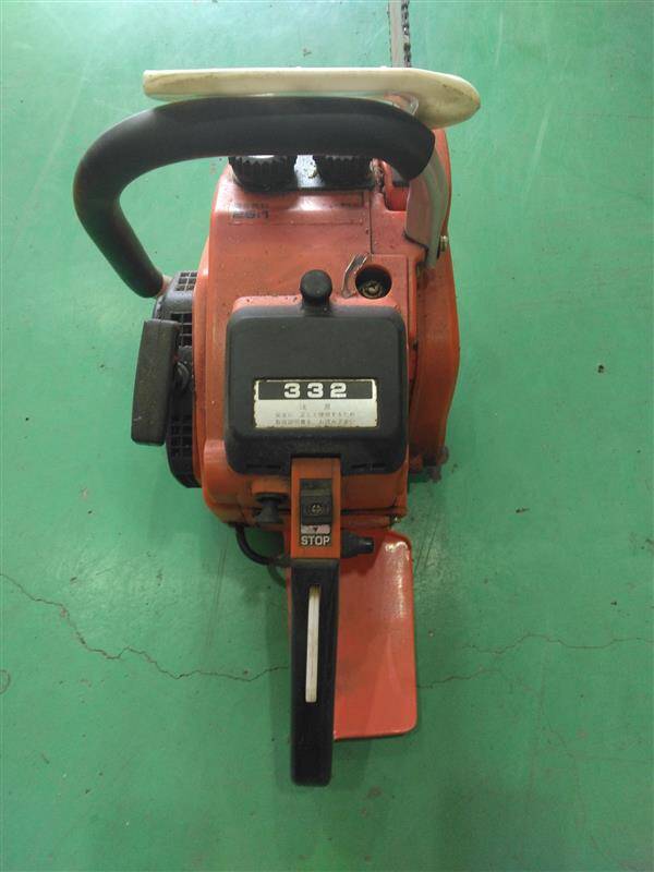 共立　チェンソー　CS-332（中古）