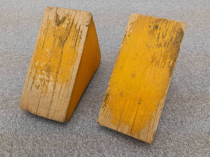 輪留め　（中古）