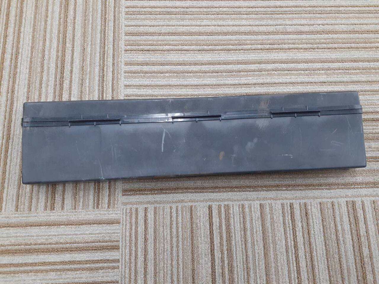 三角版　ケースあり（中古）