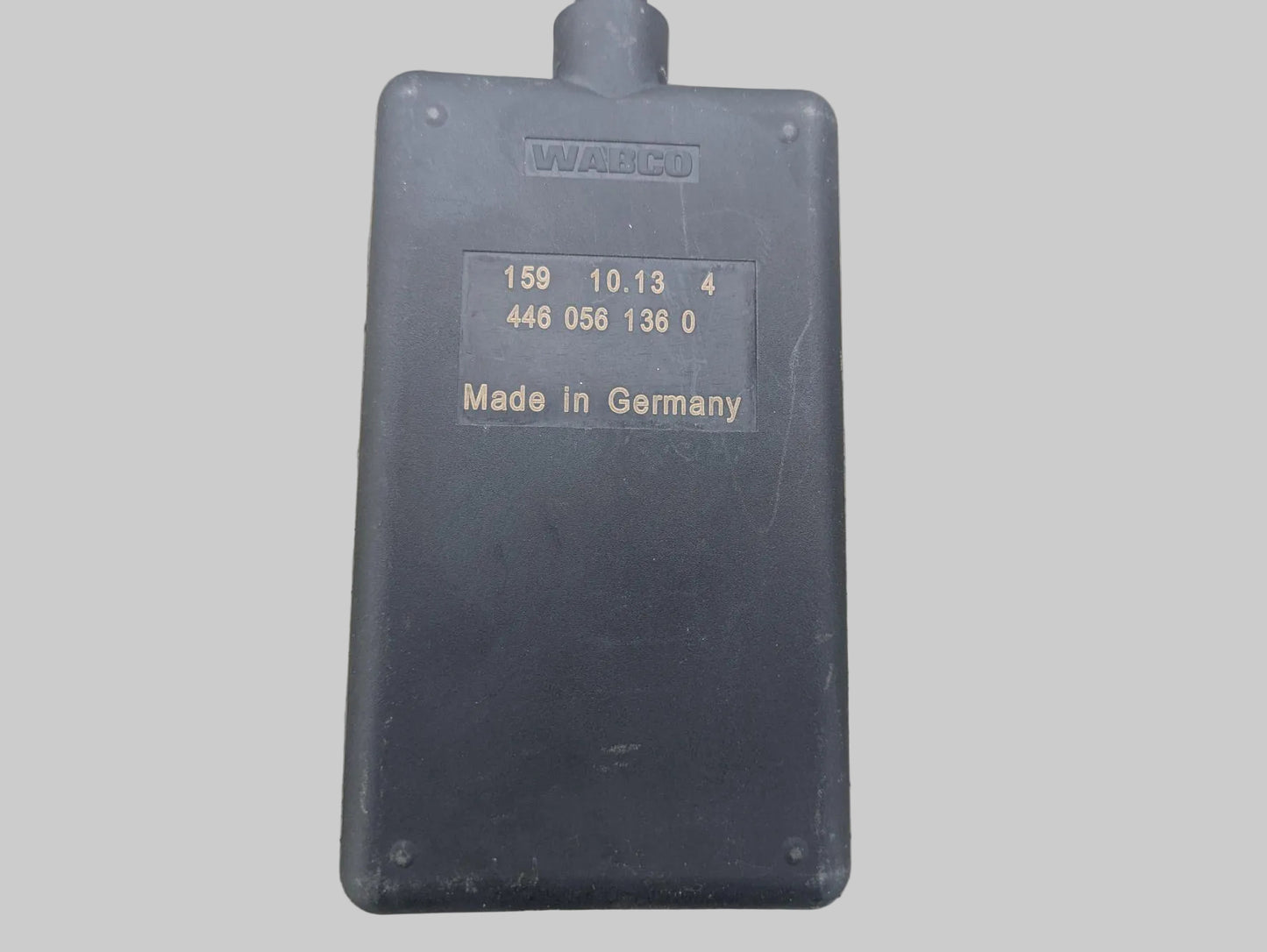 エアサスコントローラー　WABCO【動作確認済み】（中古）
