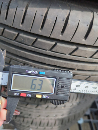 タイヤ　ノーマルタイヤ　4本　YOKOHAMAヨコハマ　175/70R13　EC204（中古）