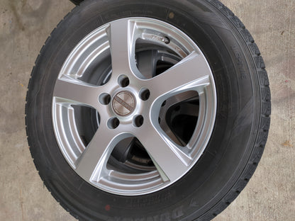 タイヤ　ノーマルタイヤ ４本　 DUNLOP　 U2MA　206/66R16　060 （中古）