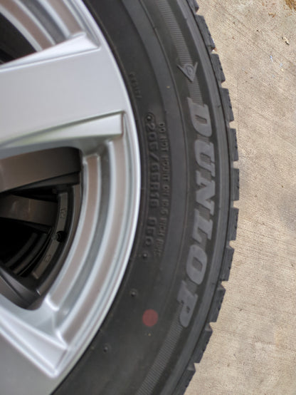タイヤ　ノーマルタイヤ ４本　 DUNLOP　 U2MA　206/66R16　060 （中古）