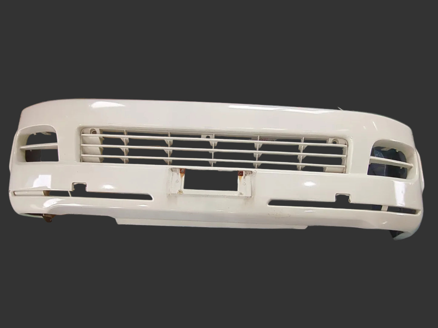 バンパー　フロントバンパ　トヨタ　全長約194cm（中古）