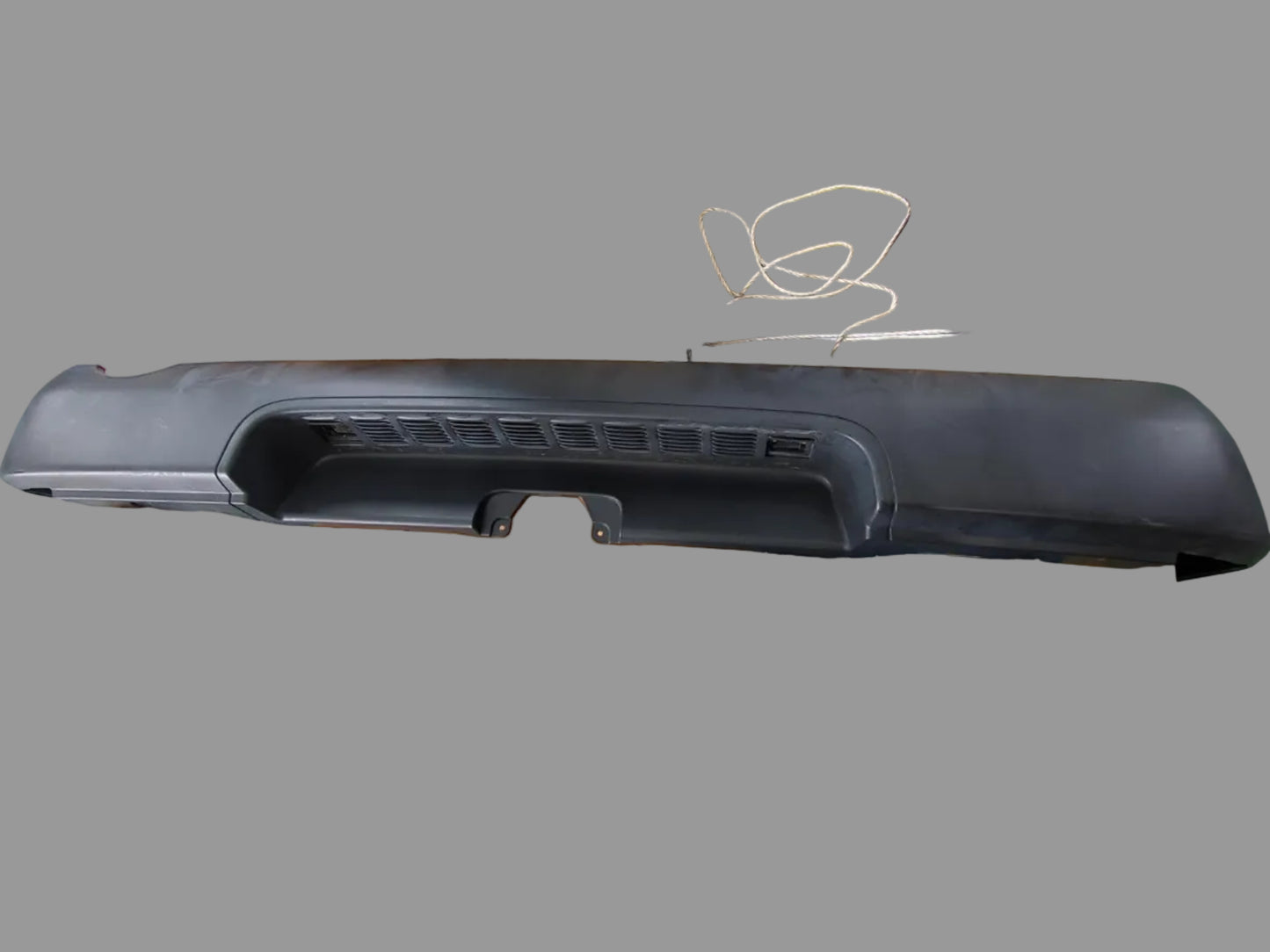 バンパー　リアバンパー　トヨタ　全長約166cm　（中古）