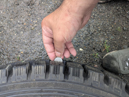 タイヤ　スタッドレスタイヤ　ヨコハマ(YOKOHAMA)　LT315/75R16 113Q（中古）