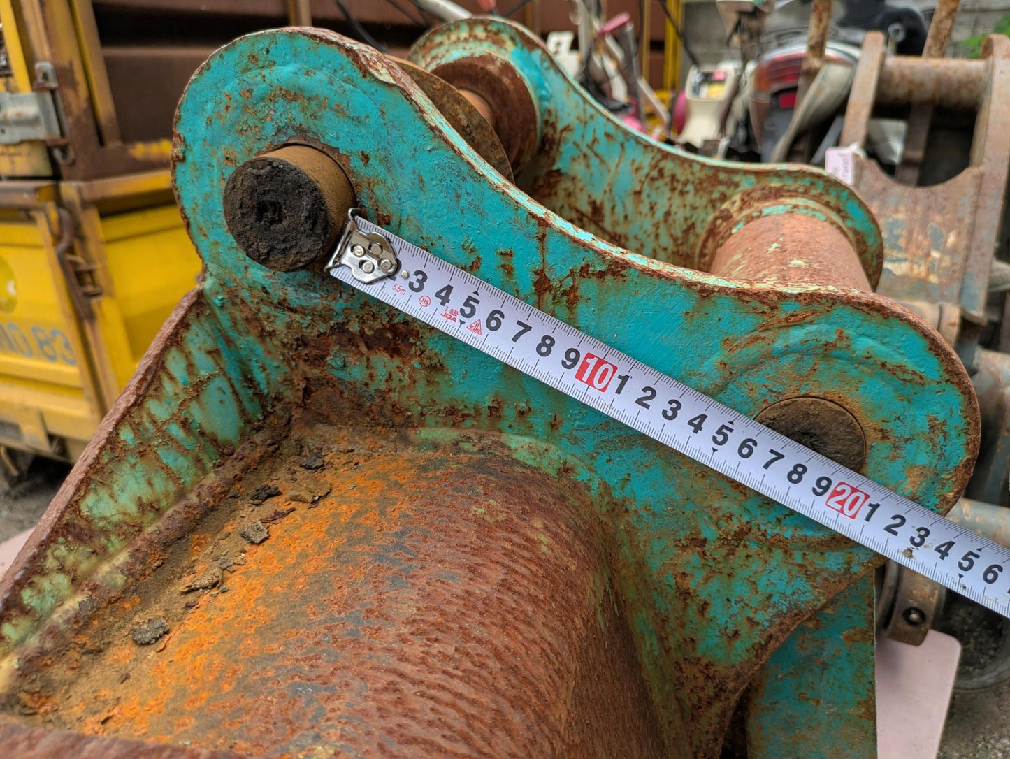 バケット　スケルトンバケット　アーム幅：140mm　ピン径：39.8mm （中古）