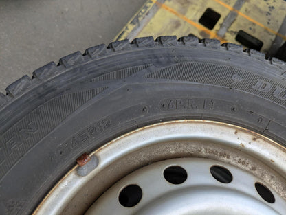 タイヤ　スタッドレスタイヤ　DUNLOP【4本】146R12/6P/R/LT　WINTERMAXX（中古）