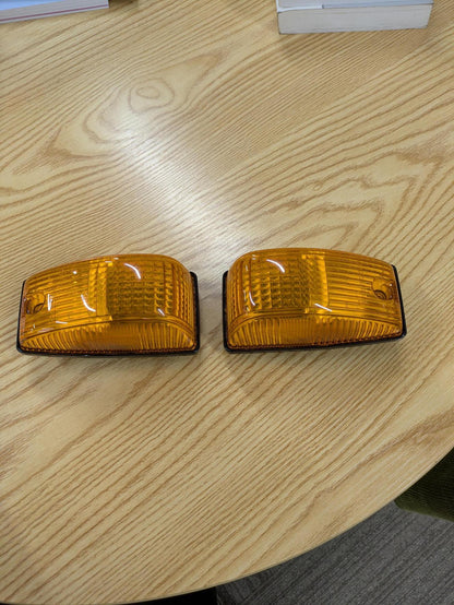 サイドウィンカー　レンズ 日野デュト5368 12/24V 21W（中古）