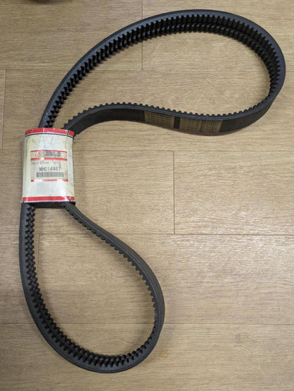 オルタネーターベルト（Vベルト）　三菱ふそう　純正　MH014467（中古）