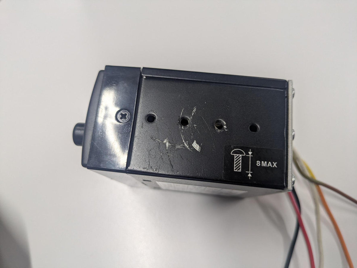 アンプ 拡声器 ユニペックス【UNI-PEX】　車載用マイク付き NT-102A DC24V【通電確認済み】　10W（中古）