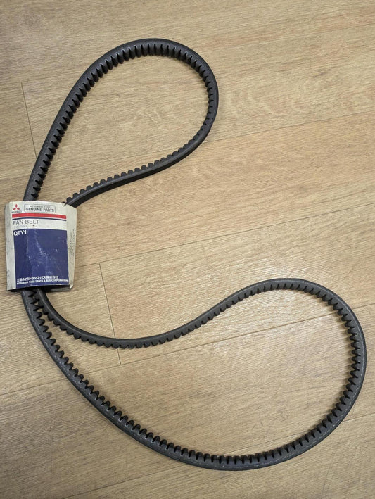 オルタネーターベルト（Vベルト）　三菱ふそう　純正　MH014455（中古）
