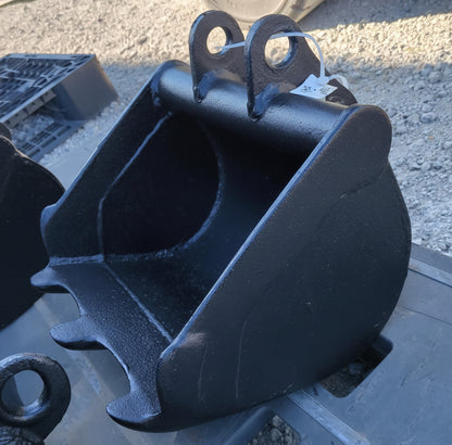 バケット　油圧ショベルバケツ　アーム幅：100mm　ピン径：30mm（中古）