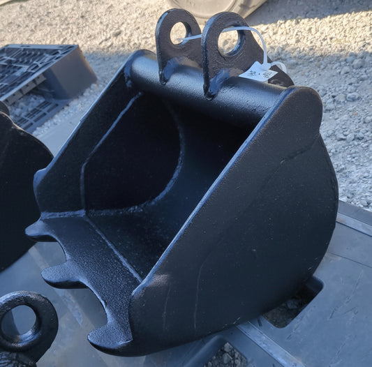 バケット　油圧ショベルバケツ　アーム幅：100mm　ピン径：30mm（中古）