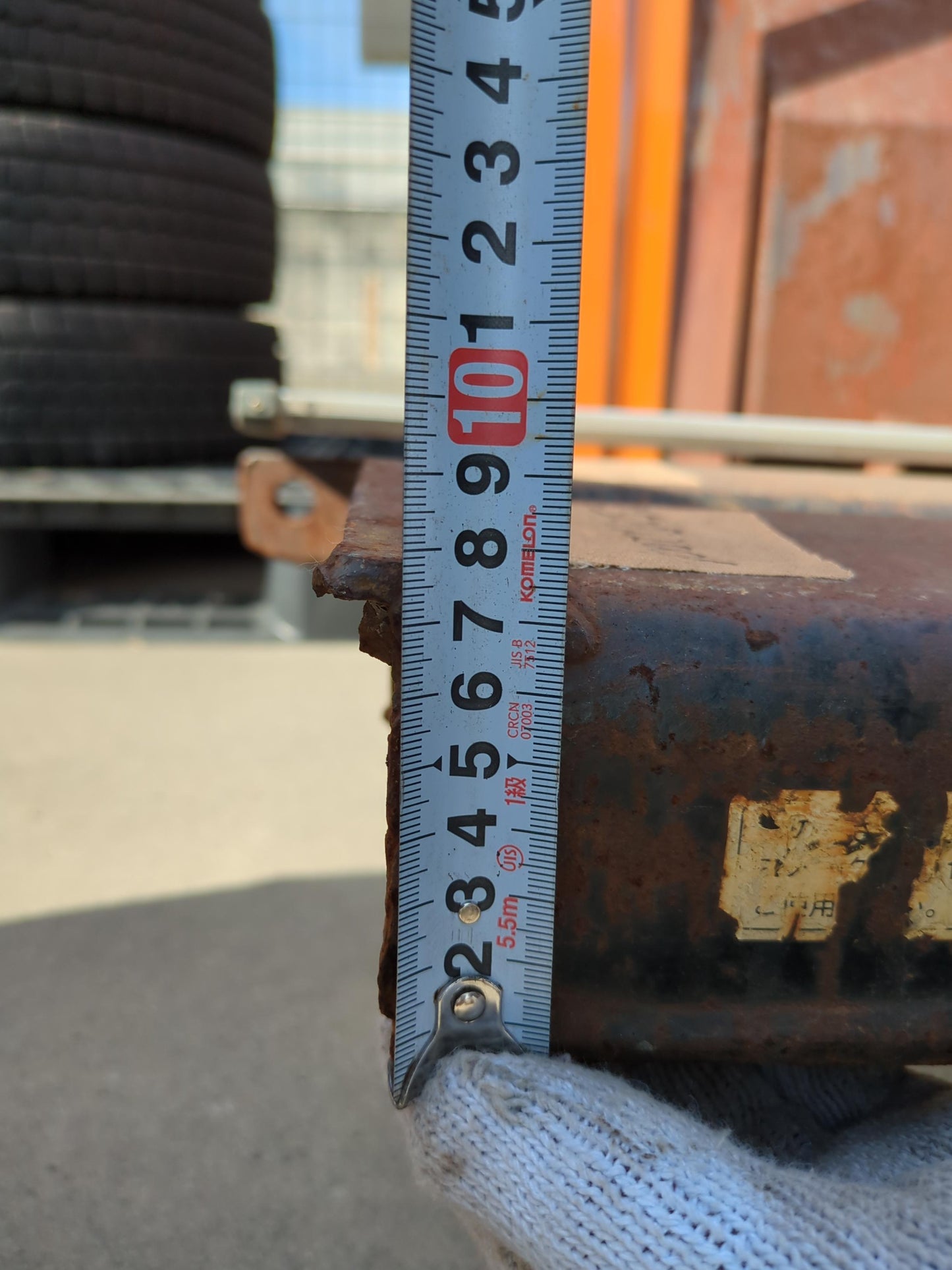 サヤ　フォークリフトFG14-14で使用　全長：約286cm　2本セット （中古）