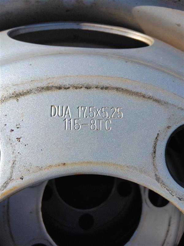 弥富纏め売り タイヤ　 6本   ホイール付きタイヤ　205/70R17.5    キャンター から取り外し　DUNLOP  (中古)