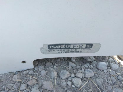 トラック　風防　導風板　いすゞ　CX系　CV系　CV系　EX系　　３　（中古）