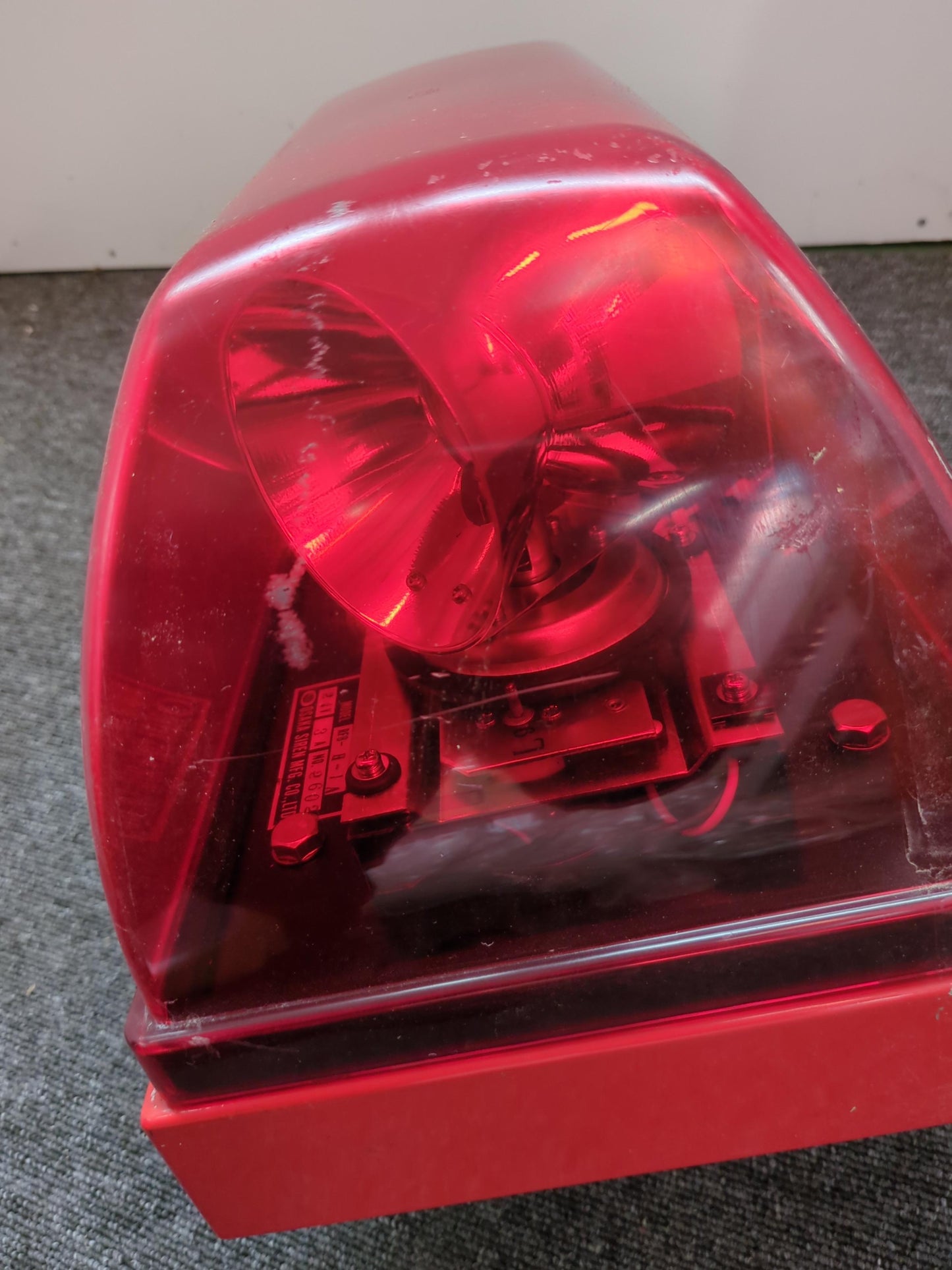 パトランプ 大阪サイレン 回転灯 MP-17A 24V（中古）