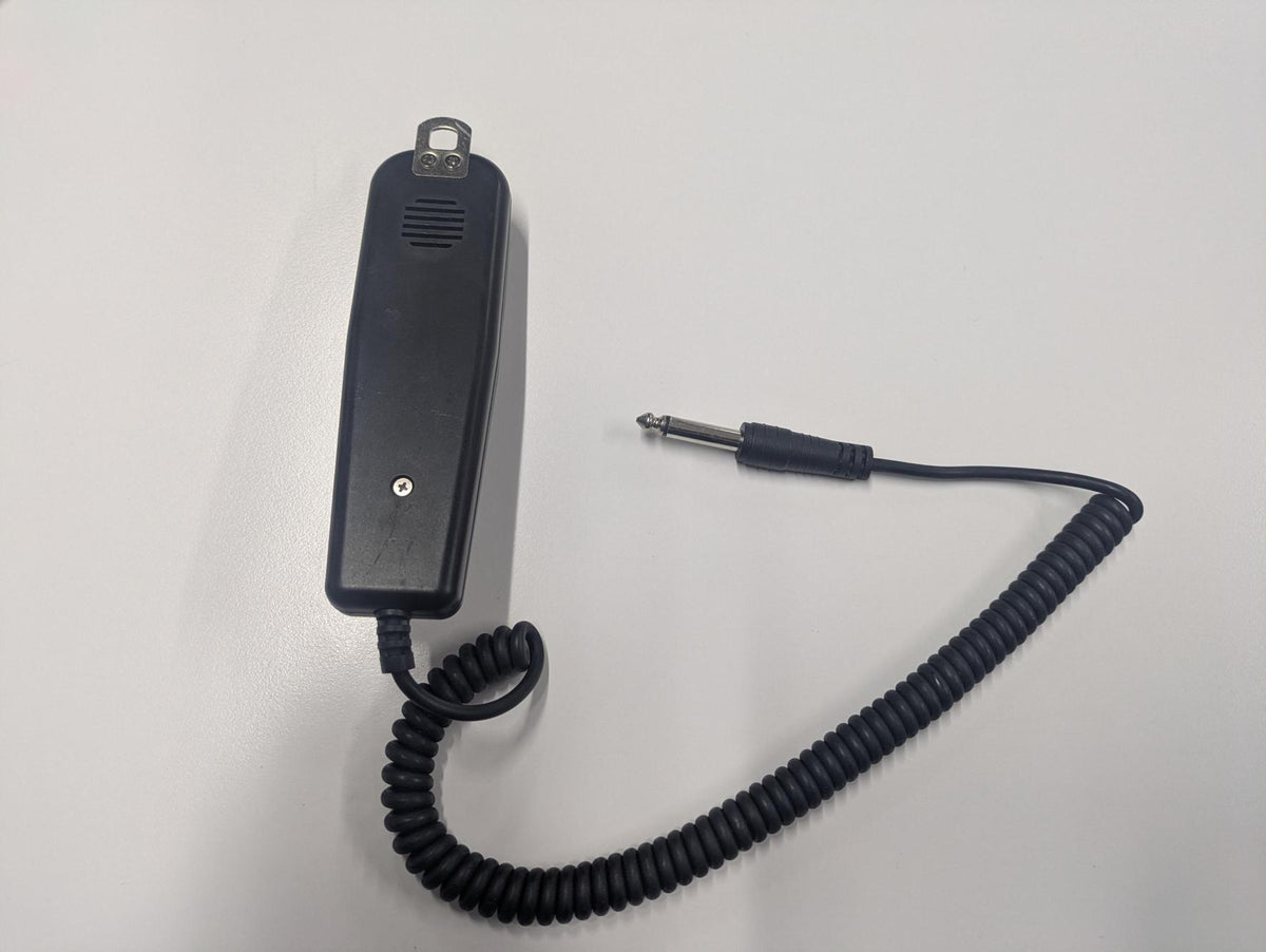 アンプ 拡声器 ユニペックス【UNI-PEX】　車載用マイク付き NT-102A DC24V【通電確認済み】　10W（中古）