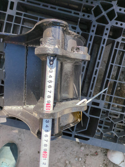 バケット 油圧ショベルバケツ　アーム幅：100mm　ピン径：30mm（中古）