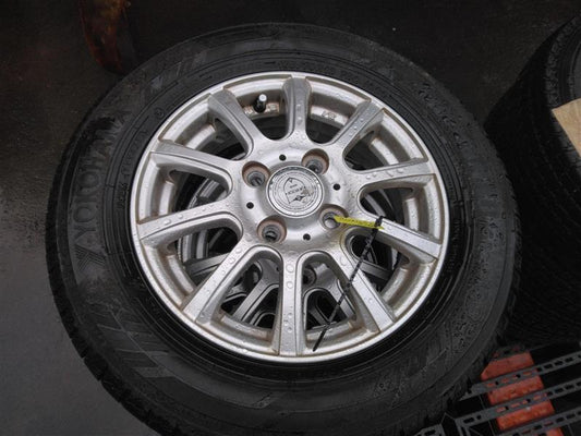 タイヤ　スタッドレス　YOKOHAMA 155/70R13 （中古）